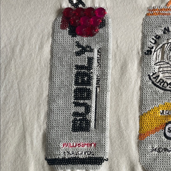 QUEEN OF SPARKLES Tee with Sequin Spritzer Cans - Picture 8 of 14